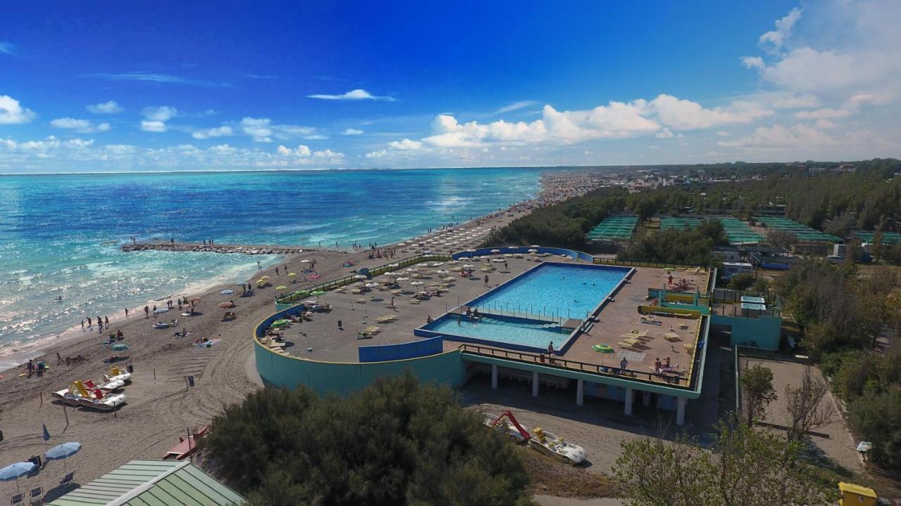 Happy Camp Mobile Homes In Village Rosapineta Rosolina Mare